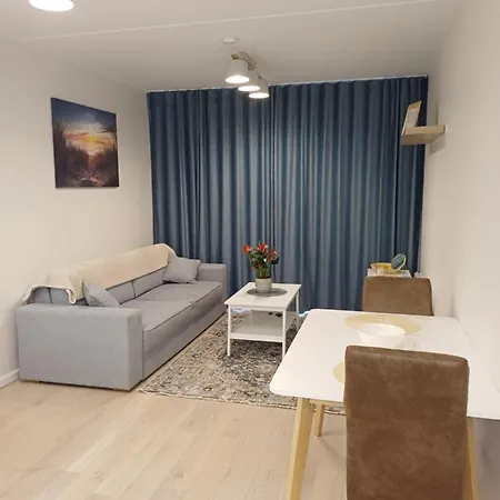 Mai 71-5 Andra Apartment *